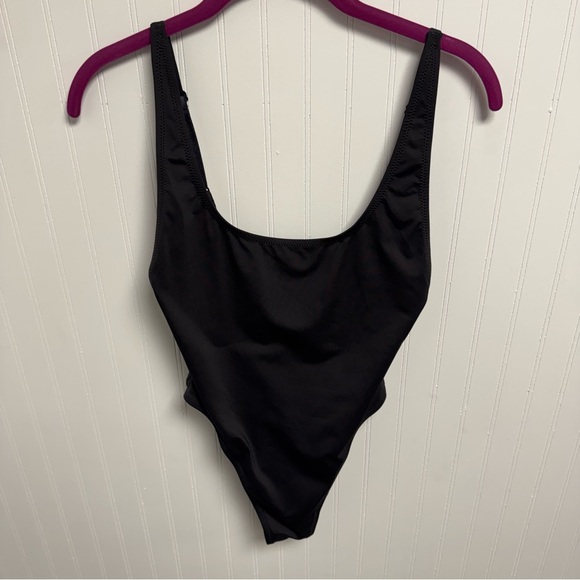 SKIMS Other - Skims NWT Recycled Swim Scoop Neck Onepiece Onyx Medium